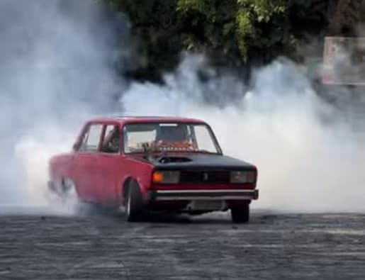 LADA LAIKA TURBO